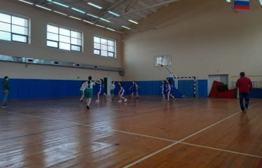 В ФОК п. Комсомольский прошли соревнования по баскетболу среди девушек